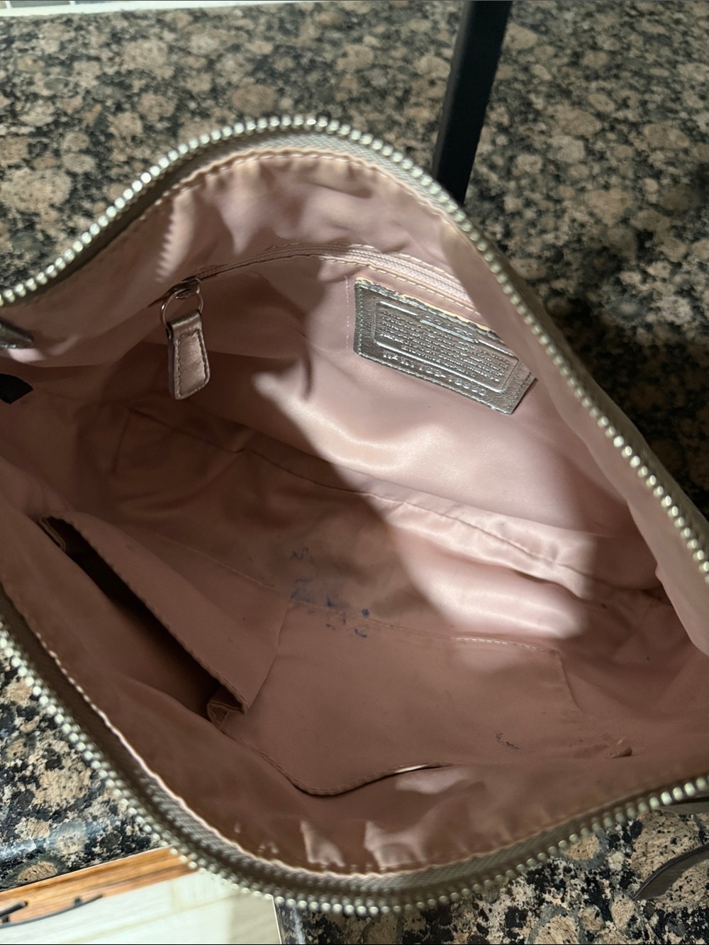 Coach Silver Poppy Signature Sateen Hippie Shoulder Bag VTG Discontinued - Picture 4 of 16